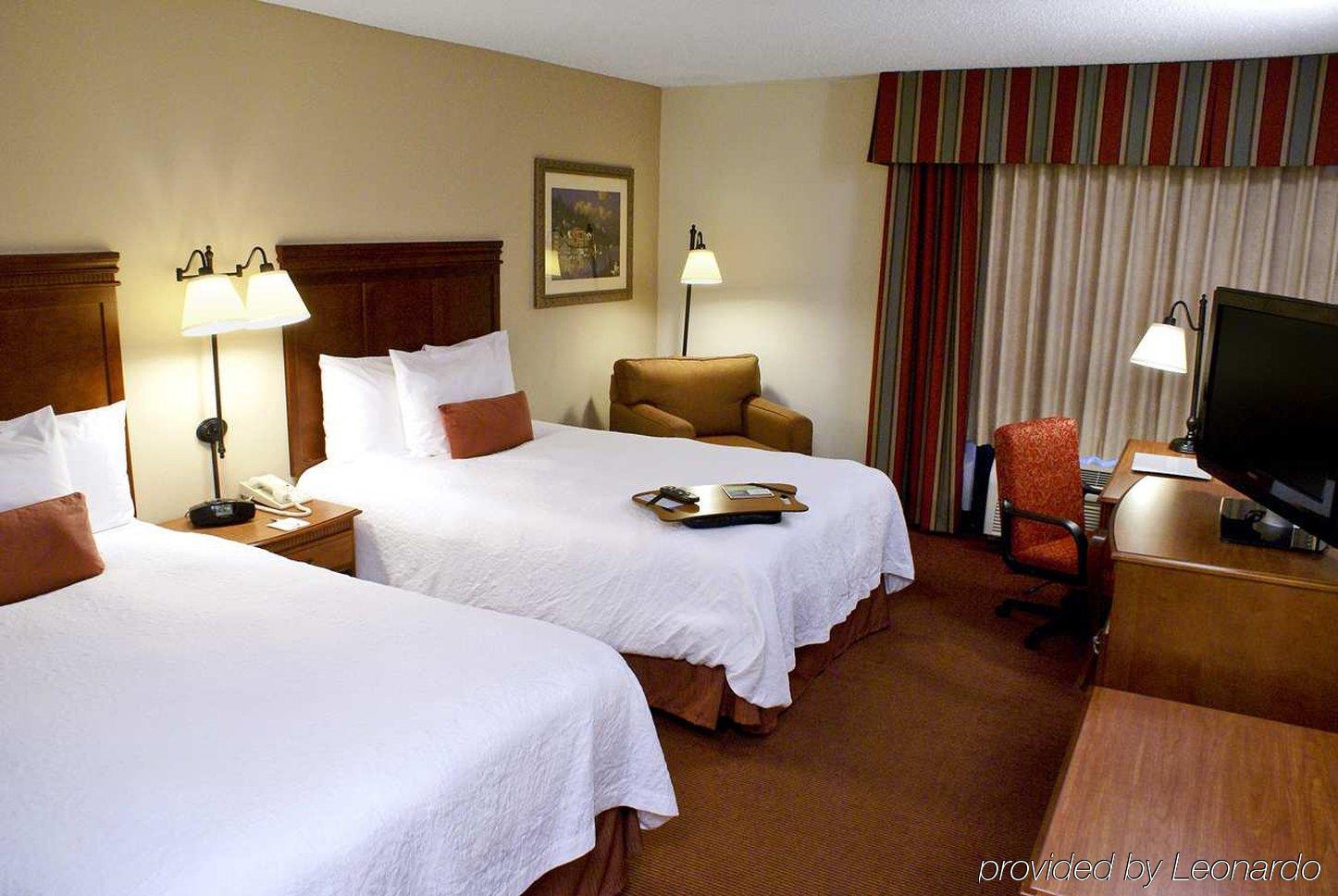 Hampton By Hilton Austin South - I-35 & Ben White Hotel Room photo